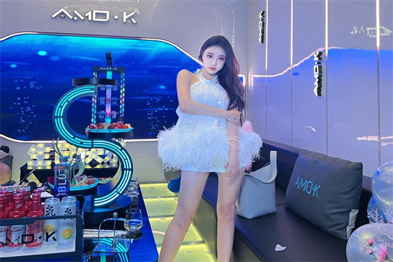 南昌英皇国际ktv身材高挑的美女招聘天高任君飞